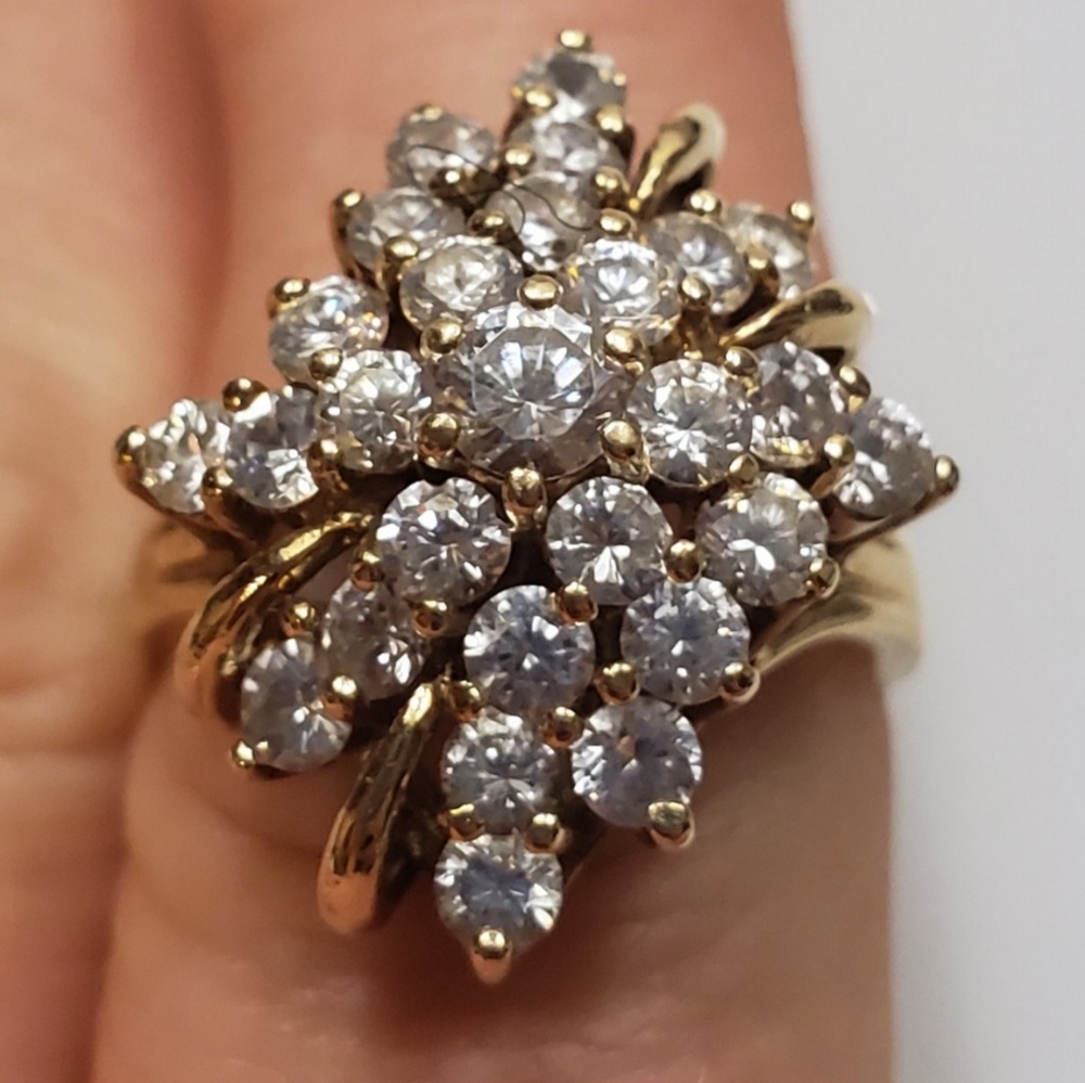 Solid 10k 3.0 cttw Cluster Cocktail Ring 9.6g Sz 9